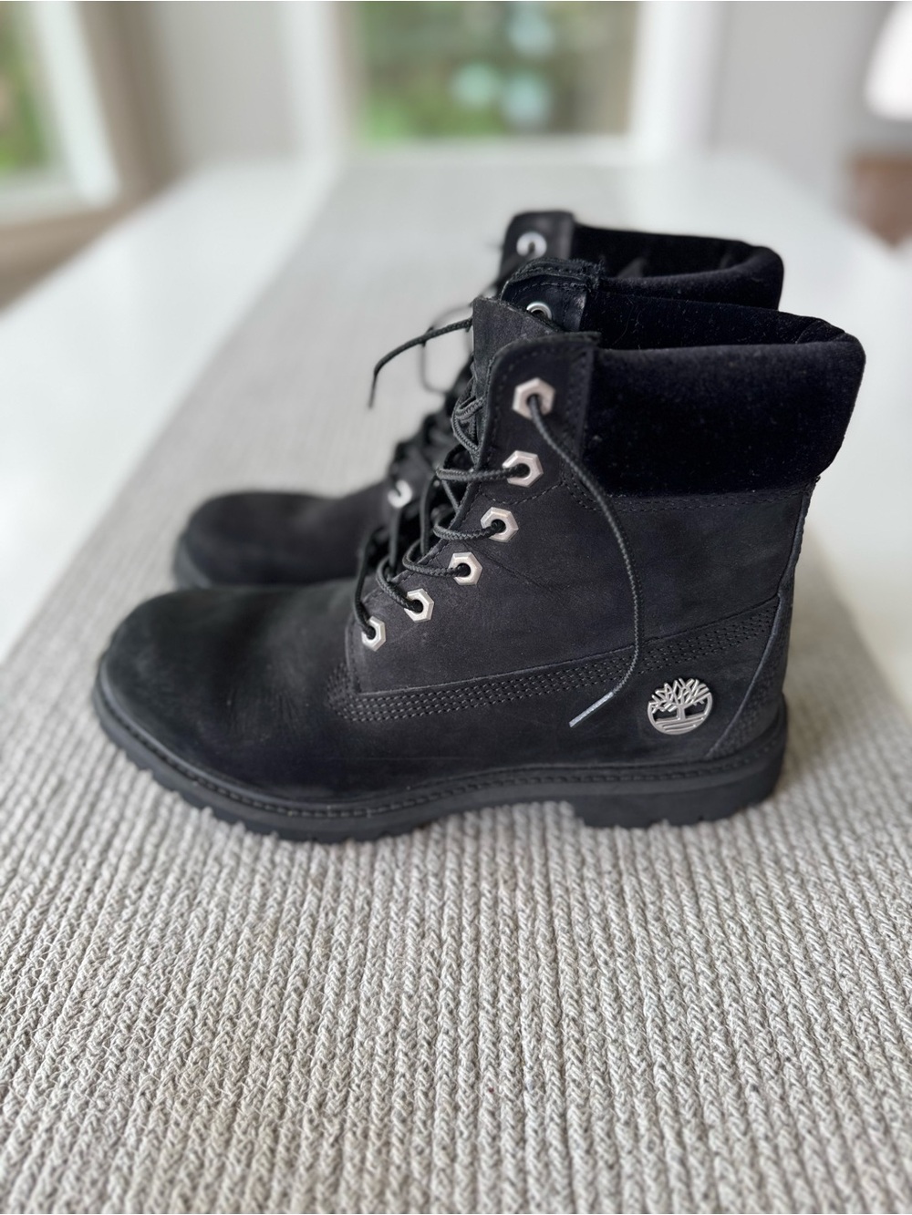 Timberland Black Nubuck Velvet Trim Work Style Lace Up Ankle Boots Sz 8.5